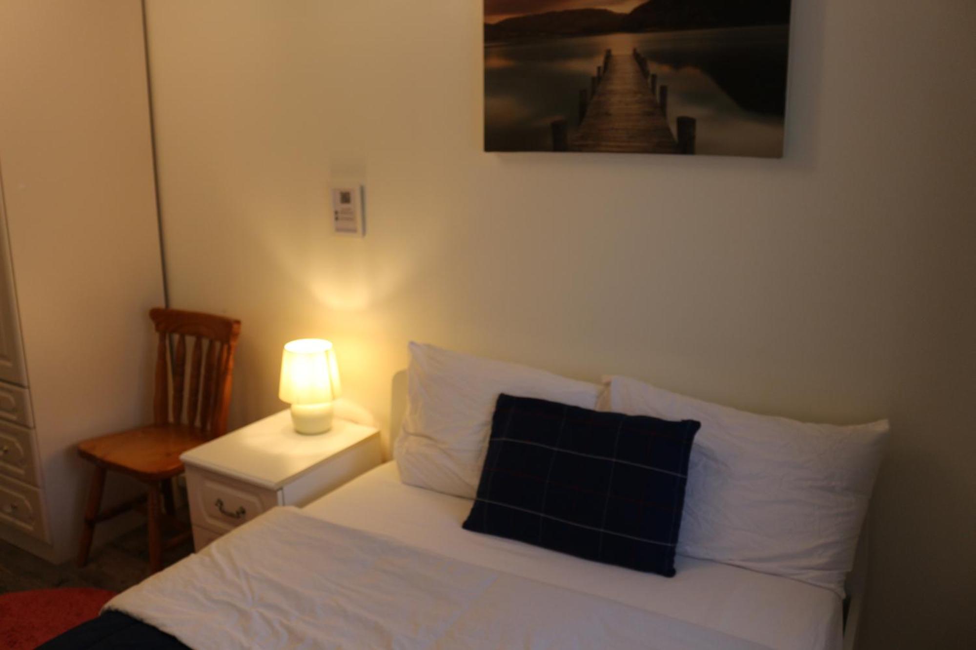ווטפורד Ensuite Master Bedroom, Private Bathroom, Inside Family Home, Walking Distance To Harry Potter מראה חיצוני תמונה