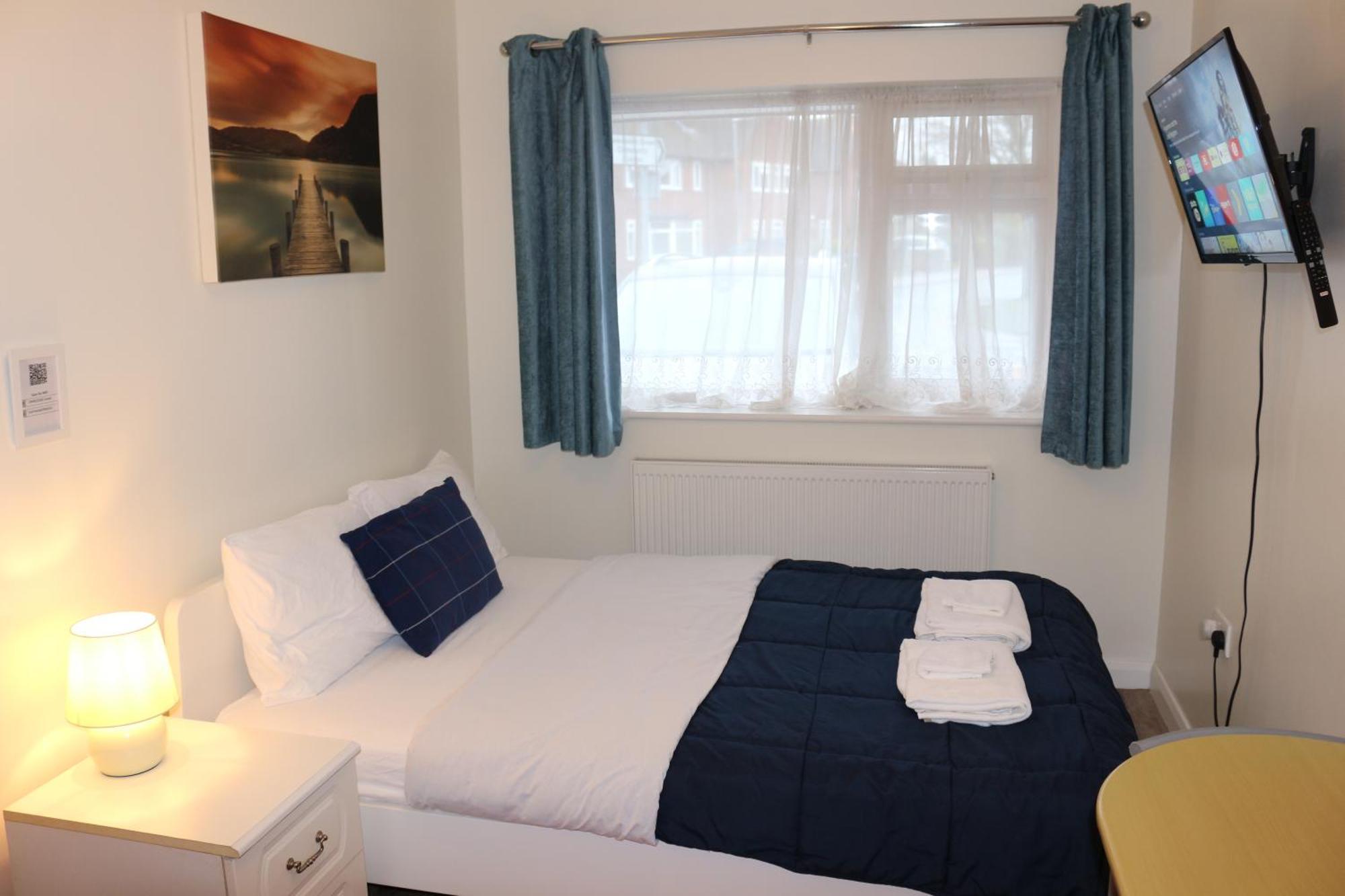 ווטפורד Ensuite Master Bedroom, Private Bathroom, Inside Family Home, Walking Distance To Harry Potter מראה חיצוני תמונה